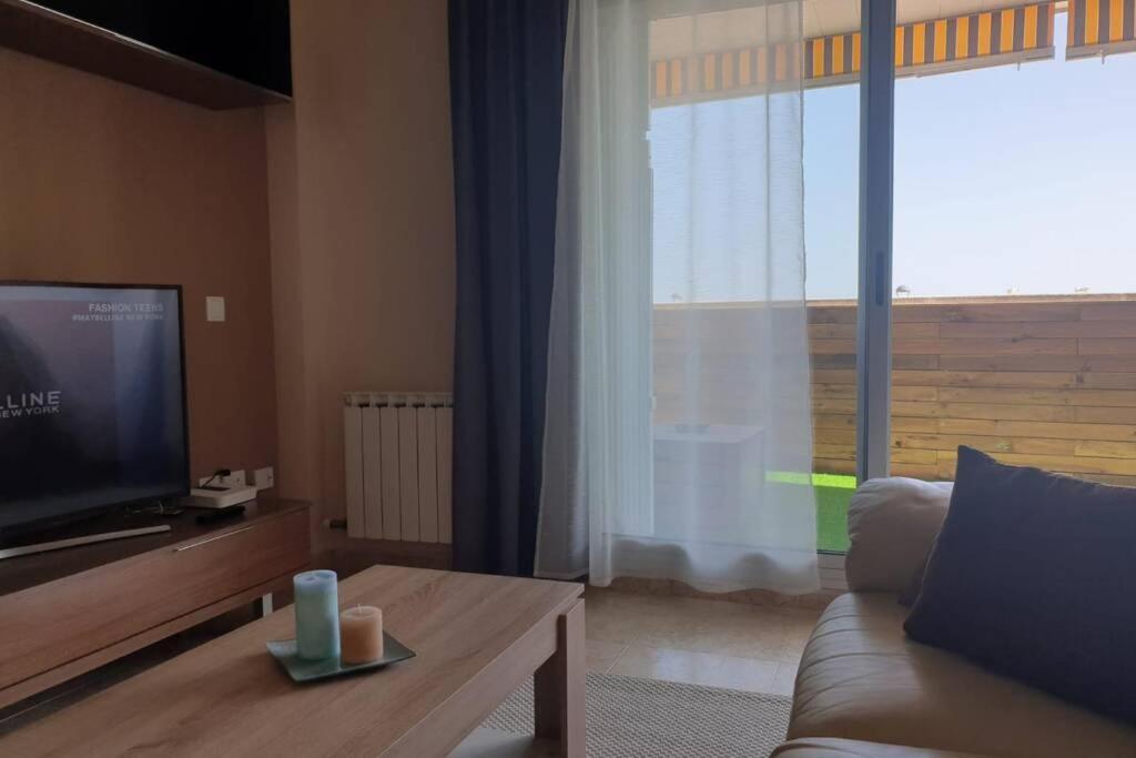 Apartamento Para 5 Personas Frente Al Mar Con Piscina Y Parking 克尤伯厄拉斯 外观 照片