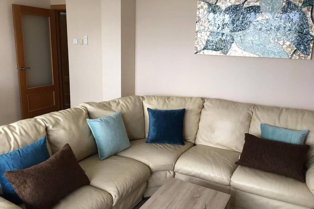 Apartamento Para 5 Personas Frente Al Mar Con Piscina Y Parking 克尤伯厄拉斯 外观 照片