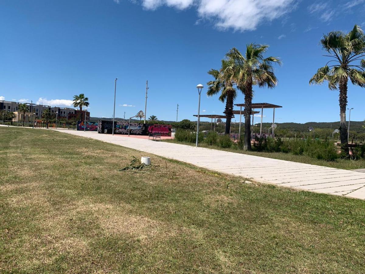 Apartamento Para 5 Personas Frente Al Mar Con Piscina Y Parking 克尤伯厄拉斯 外观 照片